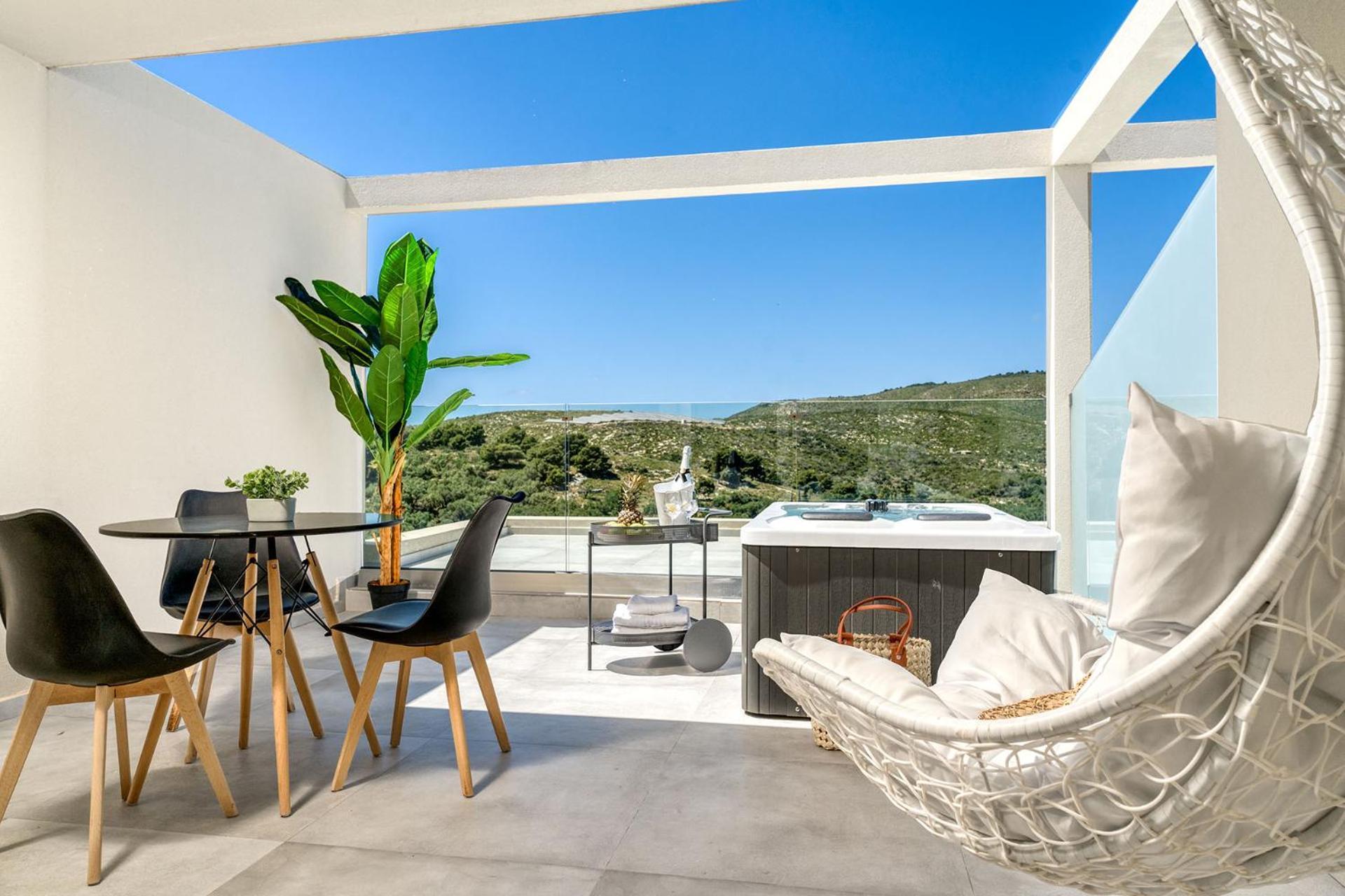 Myzith Luxury Suites Keri Dış mekan fotoğraf