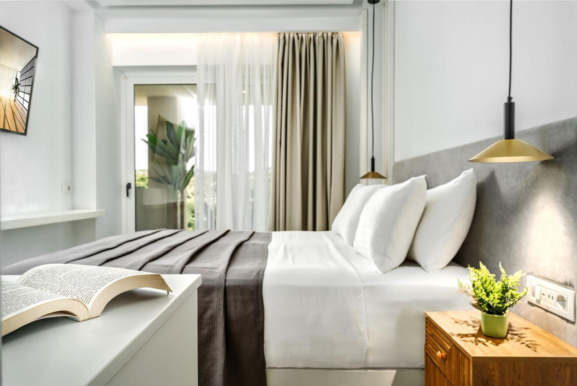 Myzith Luxury Suites Keri Dış mekan fotoğraf