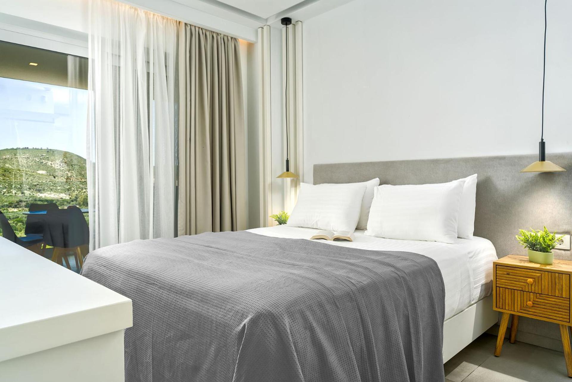 Myzith Luxury Suites Keri Dış mekan fotoğraf