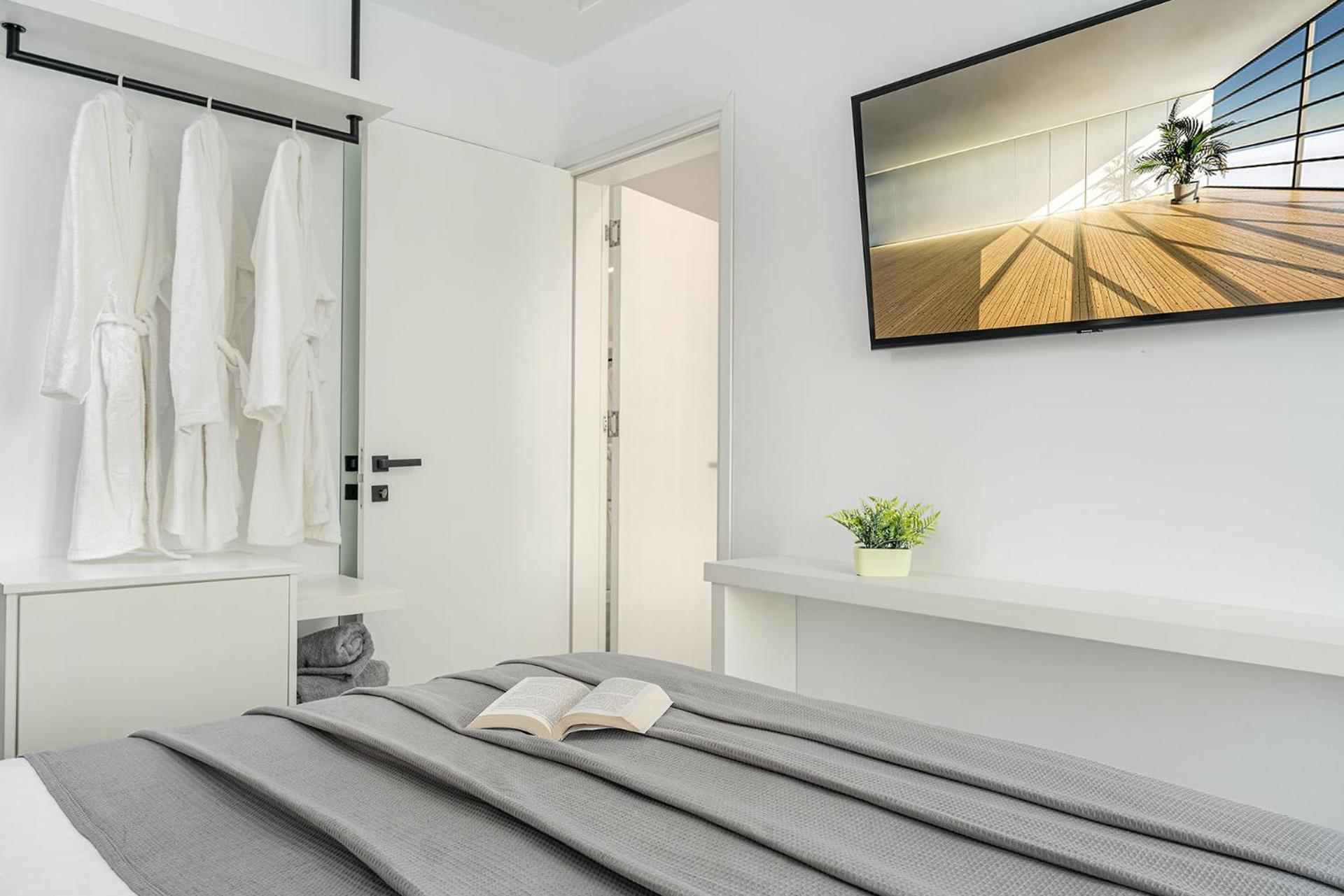 Myzith Luxury Suites Keri Dış mekan fotoğraf