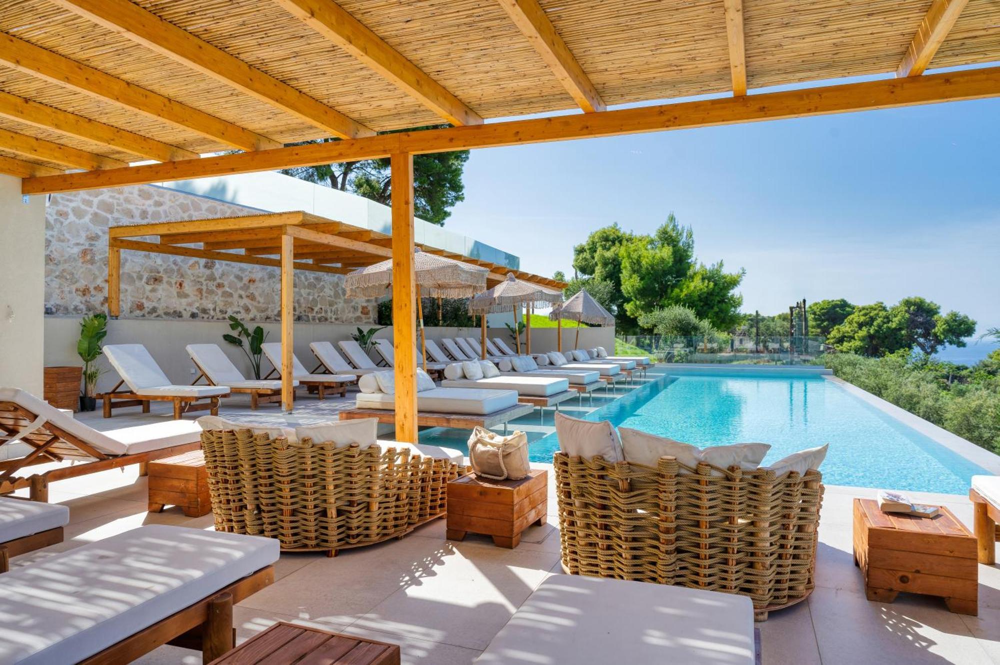 Myzith Luxury Suites Keri Dış mekan fotoğraf