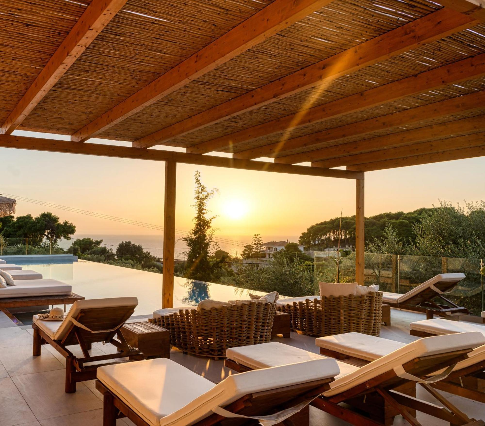 Myzith Luxury Suites Keri Dış mekan fotoğraf