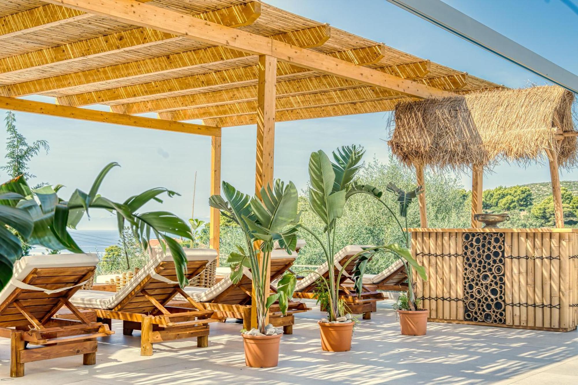 Myzith Luxury Suites Keri Dış mekan fotoğraf