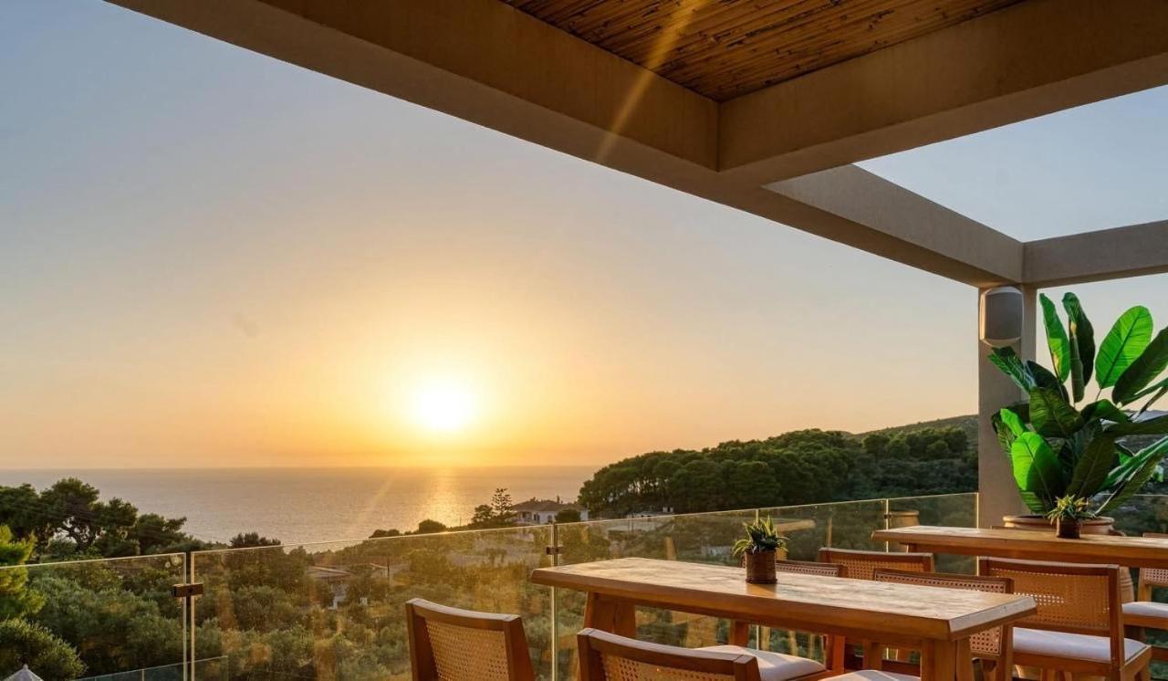 Myzith Luxury Suites Keri Dış mekan fotoğraf